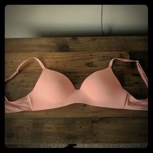 Victoria secret no wire tshirt bra